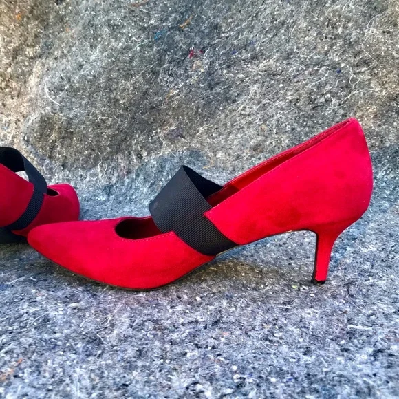 IMPO Stretch Red Suede Heels size 8 Pointed-Toe Mary Jane - Picture 8 of 14